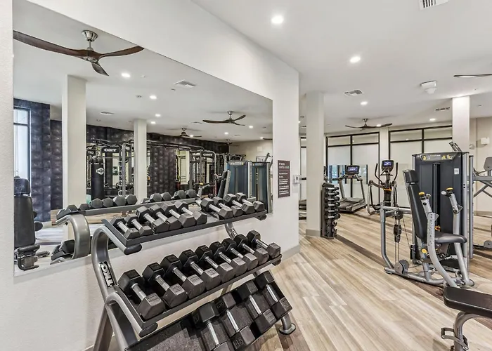Apartamento Boulevard Modern Roosevelt Row 1br Pool Gym 3