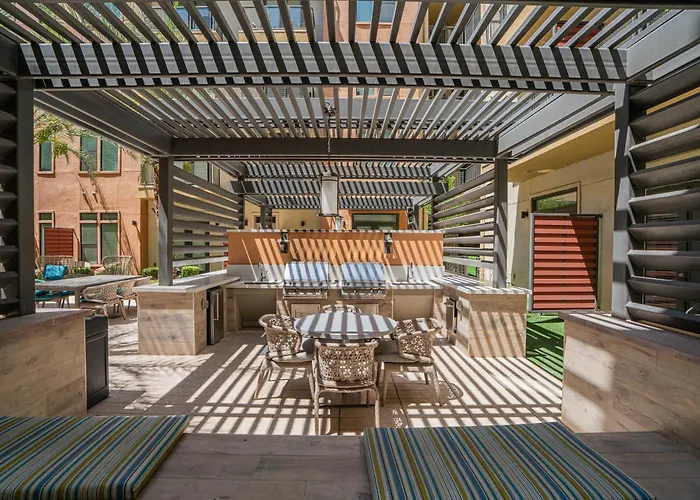 Boulevard Modern Roosevelt Row 1br Pool Gym 3 Apartamento Phoenix